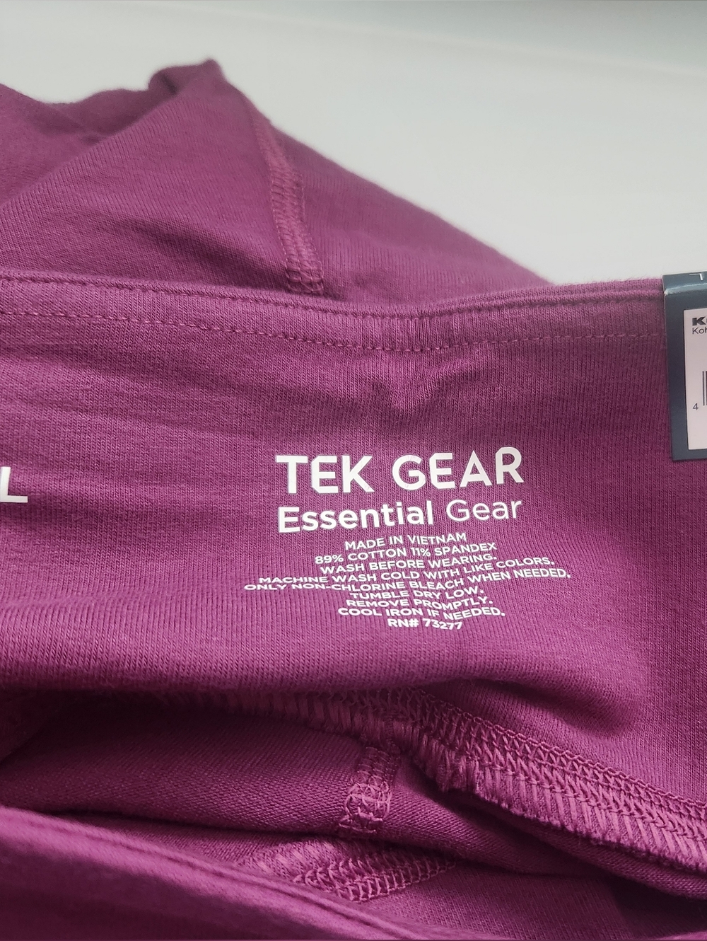 Tek Gear Maroon Capri Leggings - Women's Large - Picture 2 of 5
